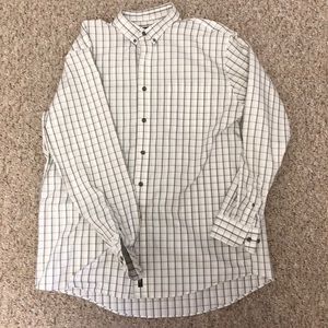 Men’s long sleeve button down collared shirt